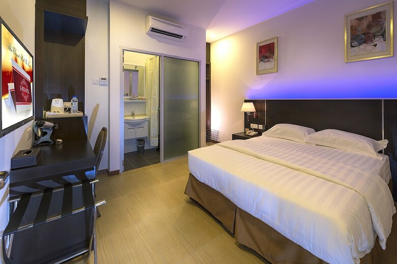 E-red Hotel Cosmo
