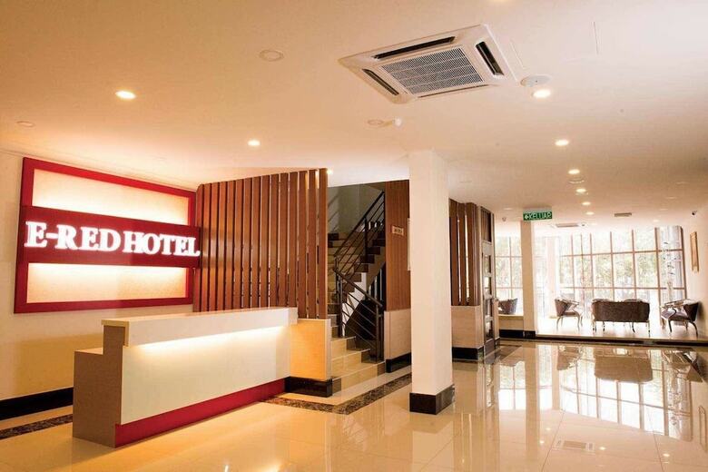 E-red Hotel Cosmo