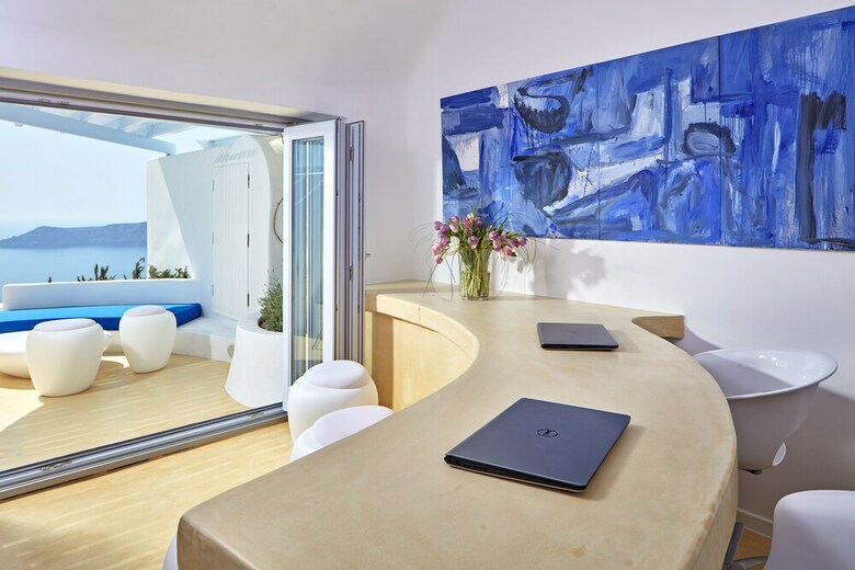 Aparthotel Astra Suites