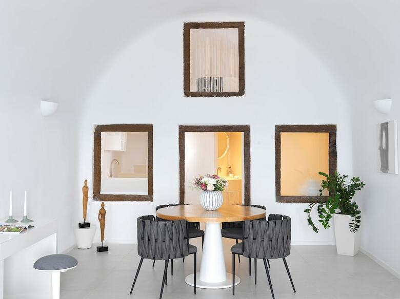 Aparthotel Astra Suites