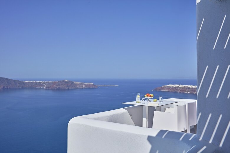 Aparthotel Astra Suites
