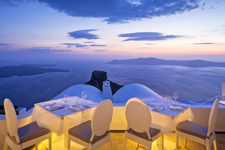 Aparthotel Astra Suites