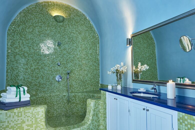 Aparthotel Astra Suites
