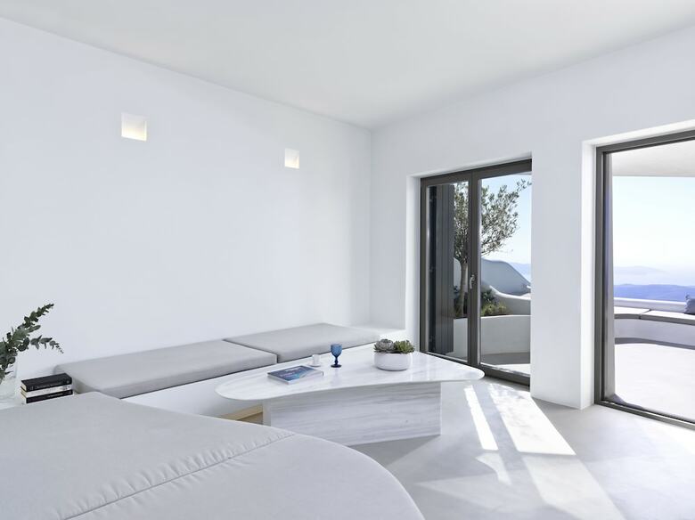 Aparthotel Astra Suites