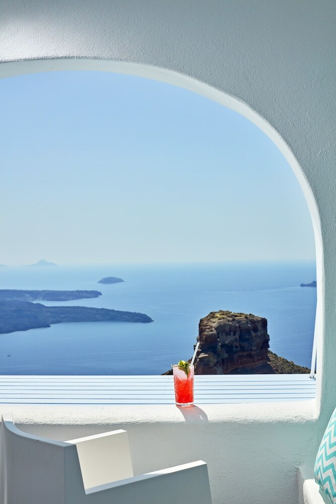 Aparthotel Astra Suites