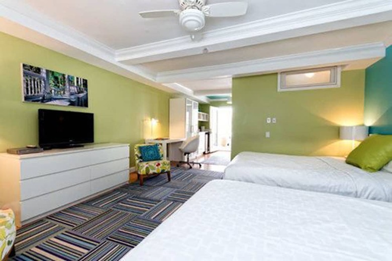 Hotel Canalside Inn