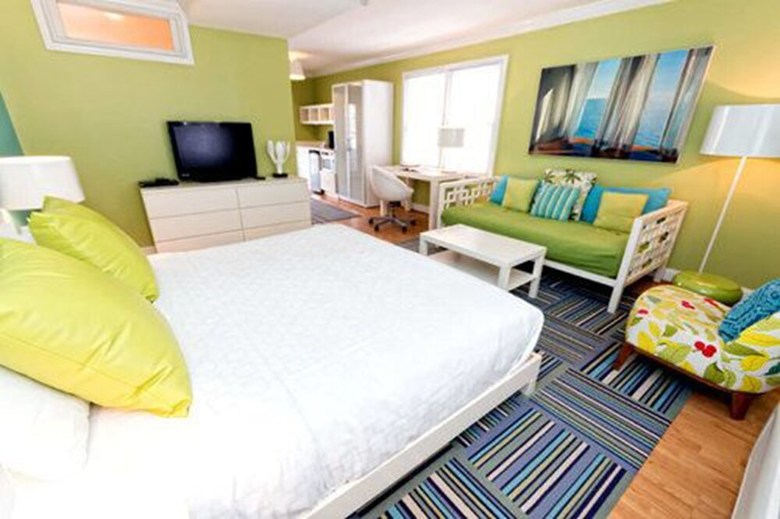 Hotel Canalside Inn