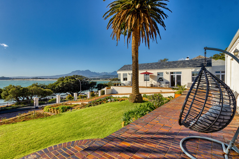 Hotel Manor On The Bay