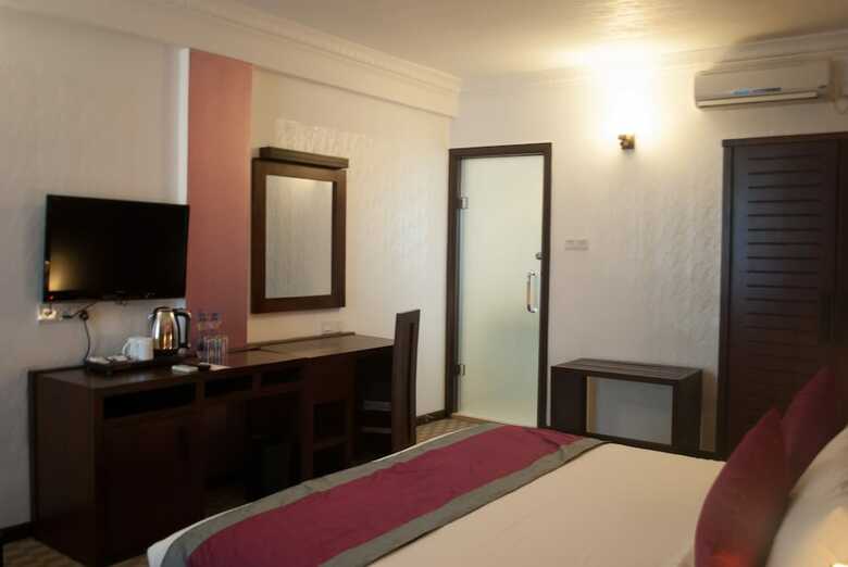 Ceylon City Hotel, Colombo