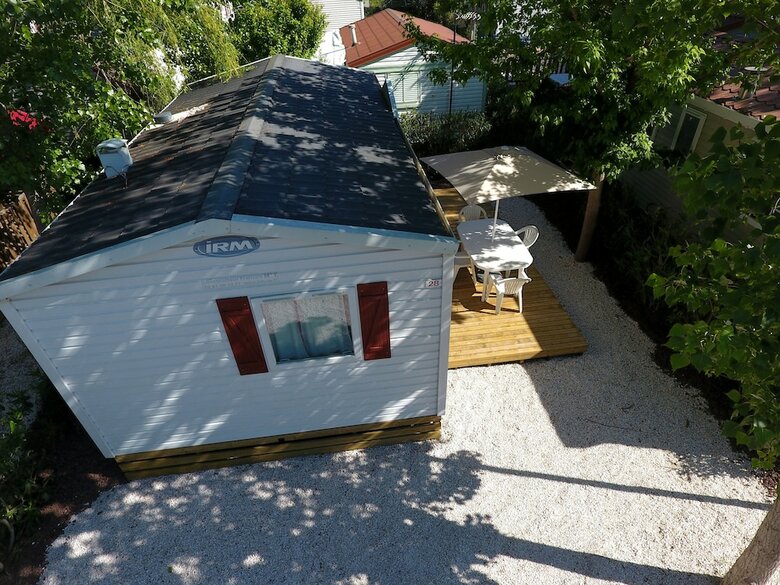 Camping Les Champs Blancs