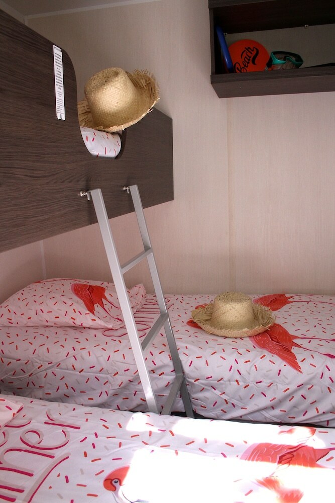 Camping Les Champs Blancs