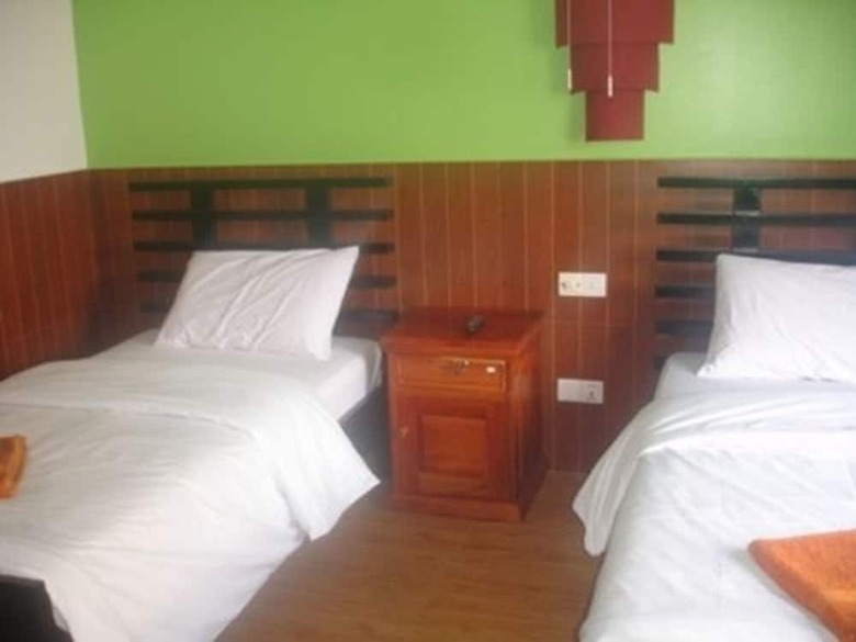 Hotel Jasmine Lodge