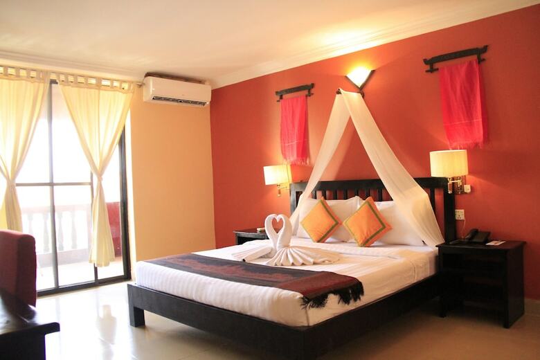 Mekong Angkor Deluxe Hotel