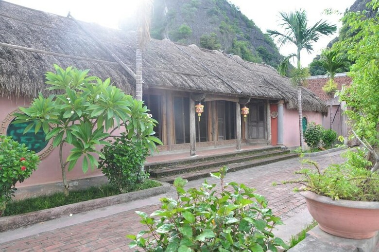Vietnamese Ancient Village Hotel