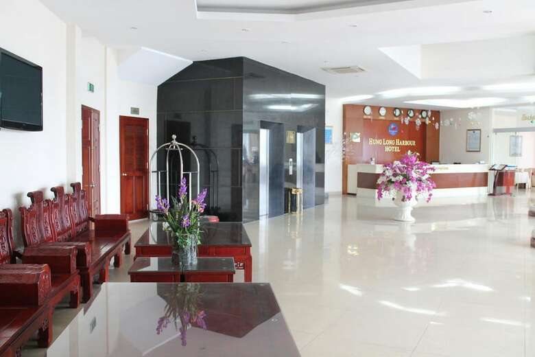 Hung Long Harbour Hotel