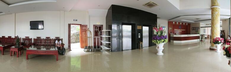 Hung Long Harbour Hotel