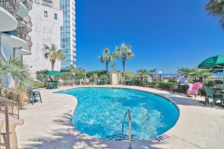 The Palms By Suite At The Beach