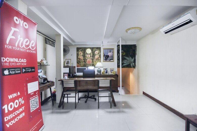 Oyo 537 Na Banglampoo Hotel