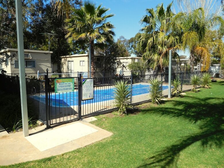 Narrabri Motel And Caravan Park