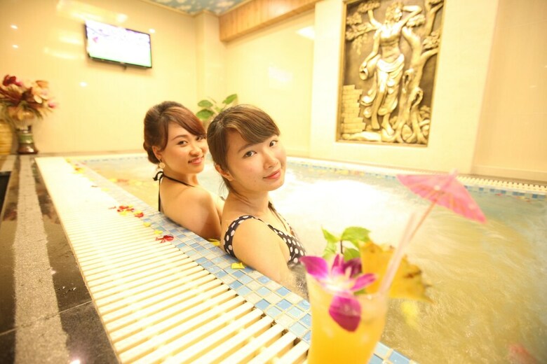 Lac Long Hotel