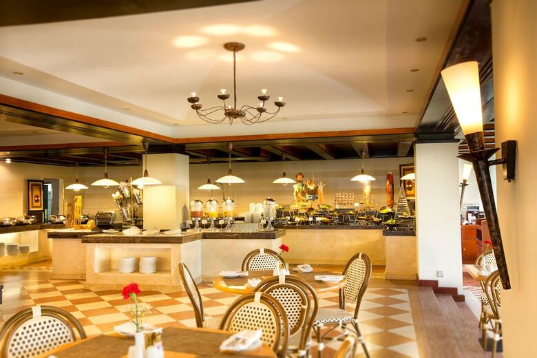 Hotel Dubai Marine Beach Resort & Spa