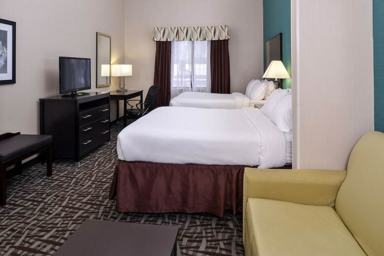 Hotel Holiday Inn Express & Suites North Lima
