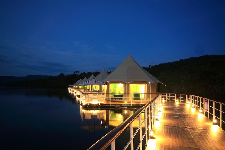 Hotel 4 Rivers Floating Lodge