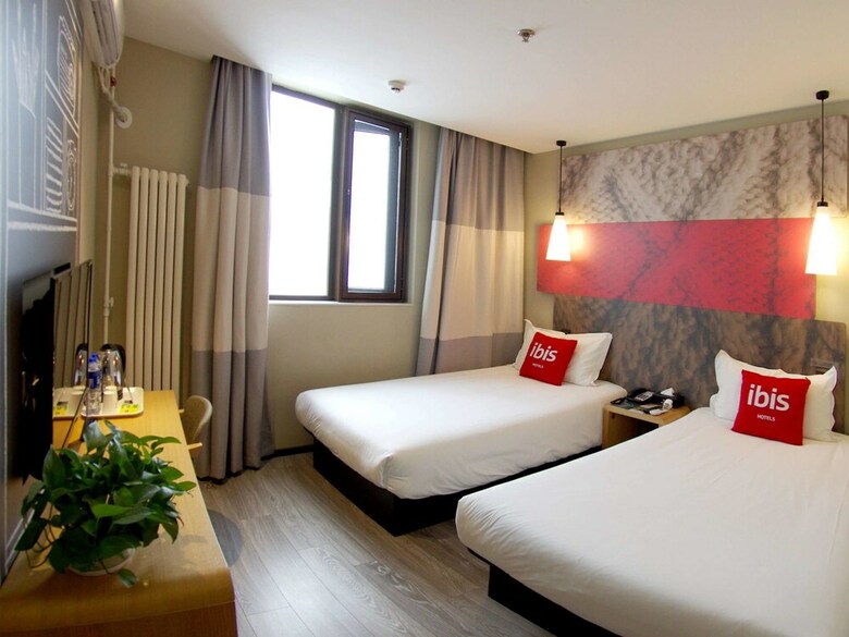 Ibis Beijing Tiantandongmen Metro Station Hotel
