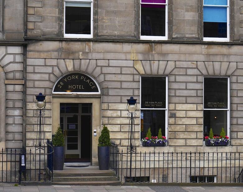 Hotel 28 York Place