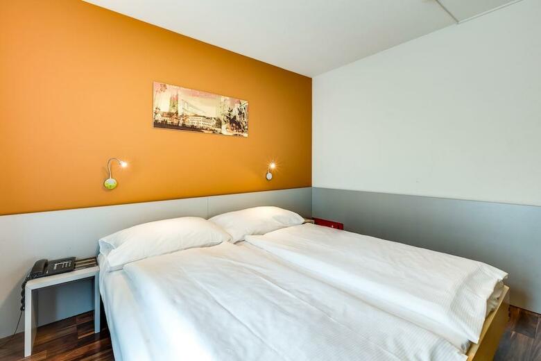 Hotel Alexander Guesthouse