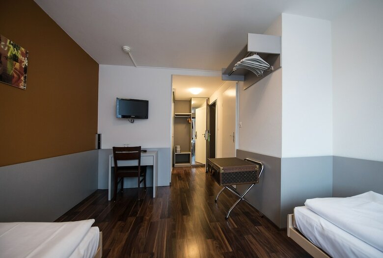 Hotel Alexander Guesthouse