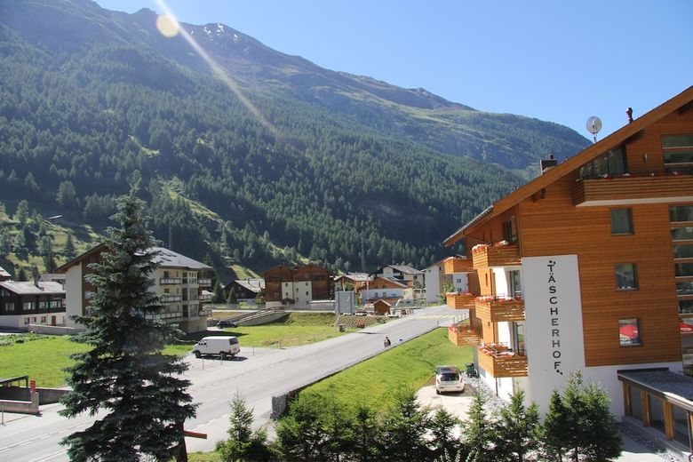 Typically Swiss Hotel T�scherhof