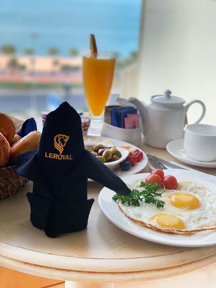 Le Royal Hotel