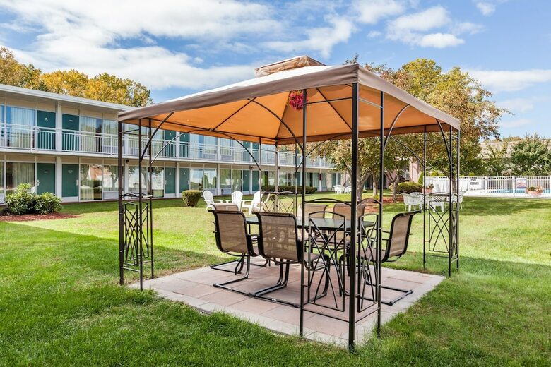 Hotel Howard Johnson By Wyndham Albany