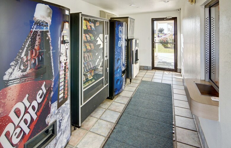 Motel 6 Denton, Tx - Unt