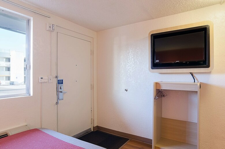 Motel 6 Denver, Co - Federal Boulevard