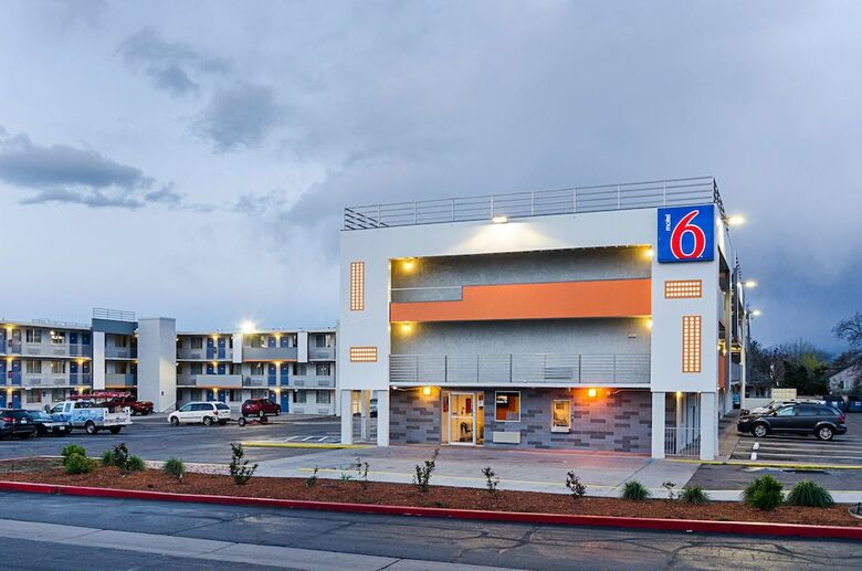 Motel 6 Denver, Co - Federal Boulevard