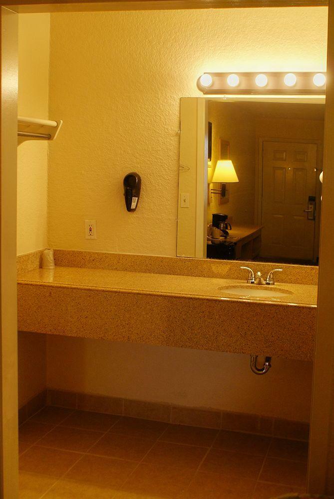 Hotel Hobby Airport Inn