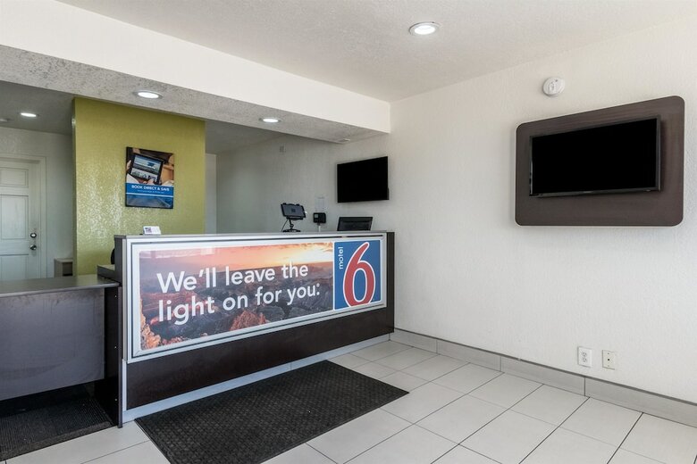 Motel 6 Fort Worth, Tx - North