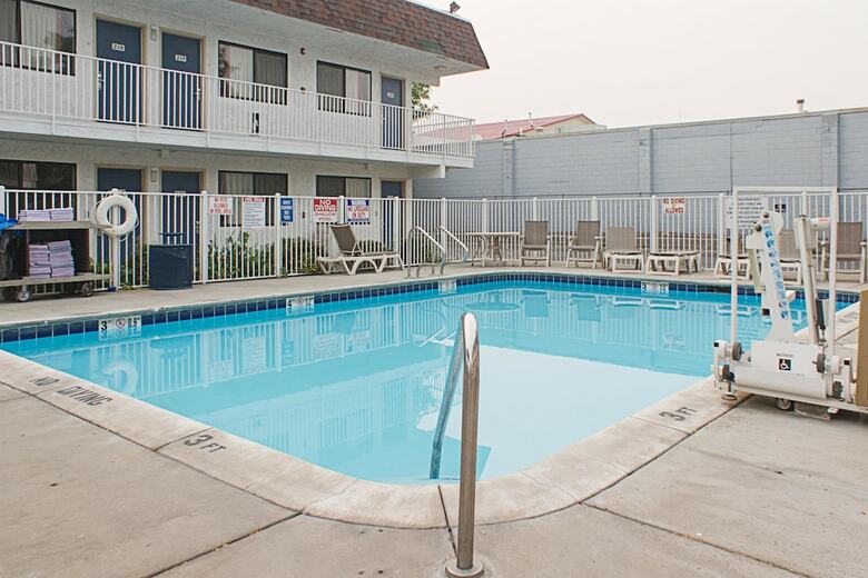 Motel 6 Kalispell, Mt