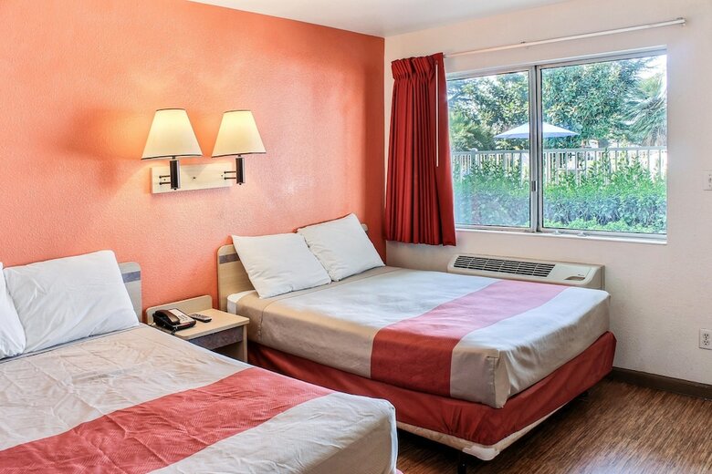 Motel 6 King City Ca