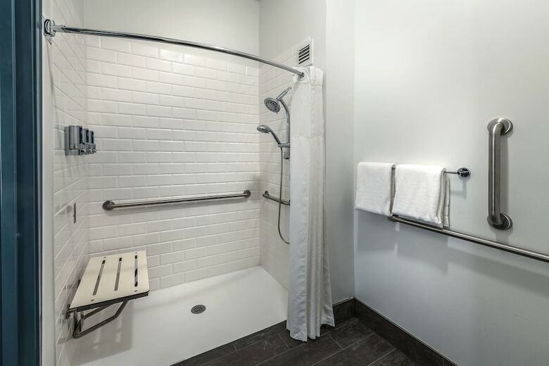 Hotel Four Points By Sheraton Anchorage Downtown