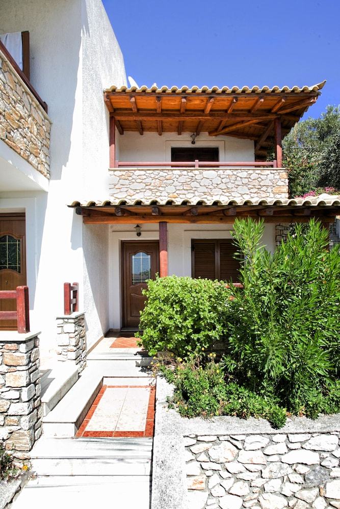 Apartamentos Villa Maraki