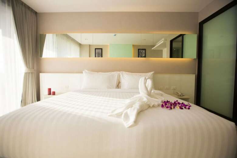 Hotel Serenotel Pattaya Beach Front