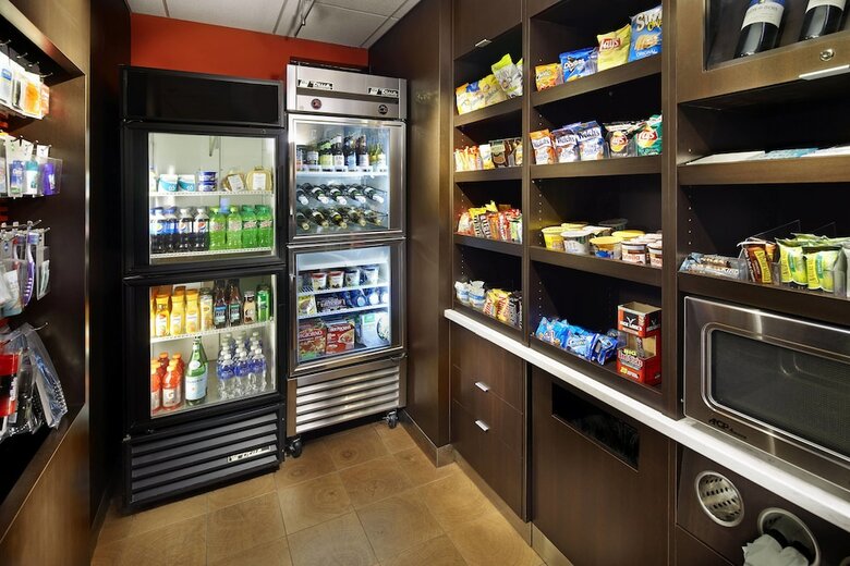 Hotel Courtyard By Marriott Detroit Brighton