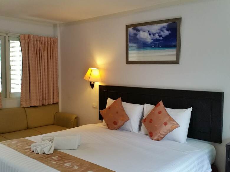 Hotel Nautical Inn
