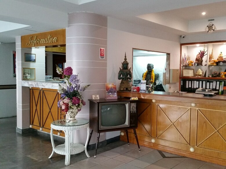 Hotel Nautical Inn