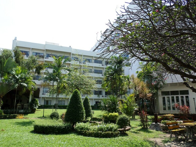 Hotel Nautical Inn