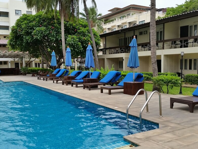 Hotel Nautical Inn