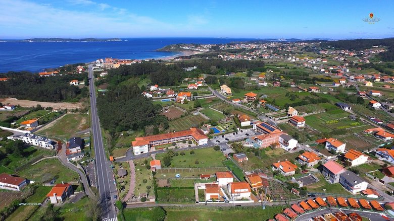 Aparthotel Punta Cabicastro